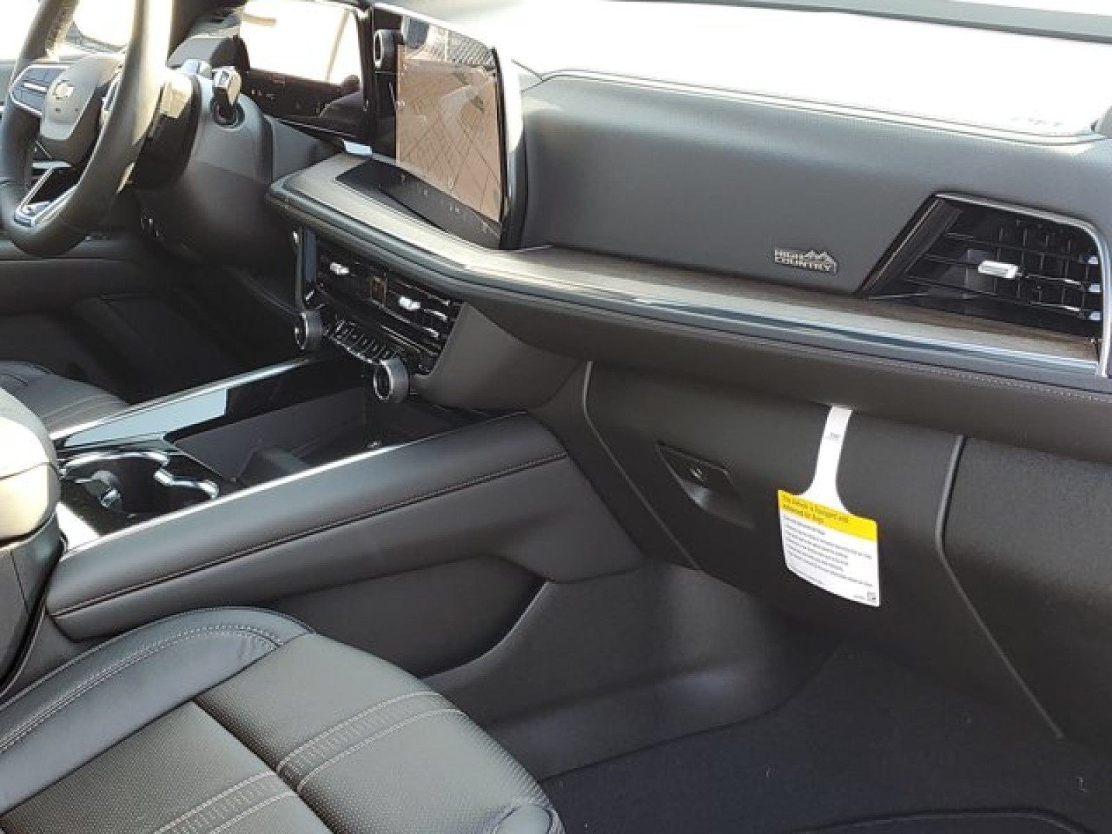 2025 Chevrolet Suburban High Country - Photo 67