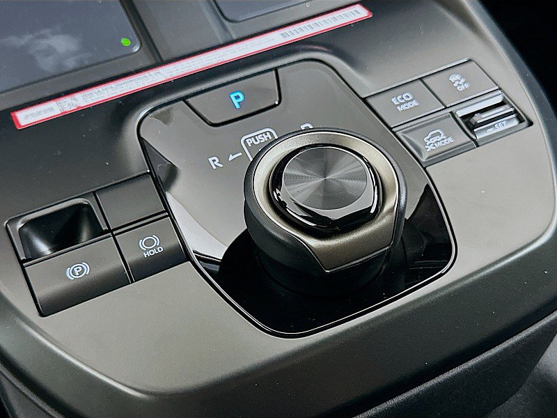 2026 Toyota bZ XLE - Photo 19