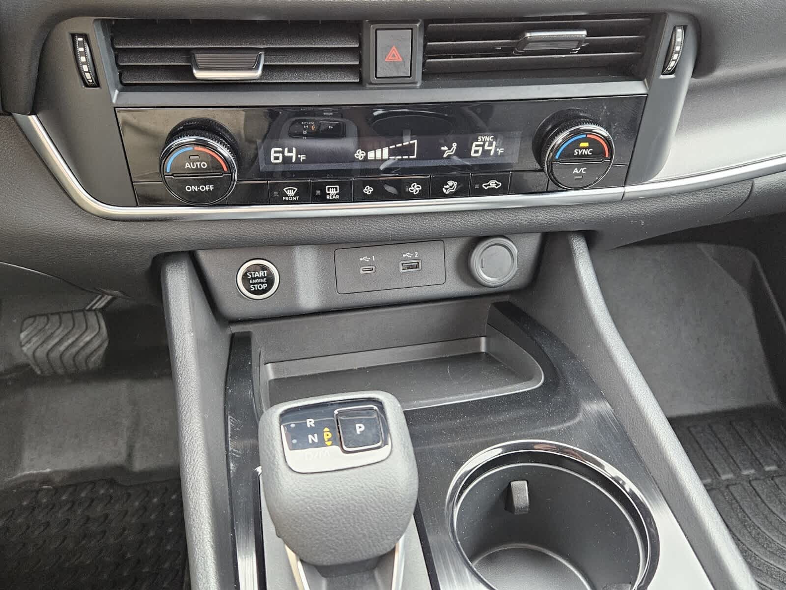 2023 Nissan Rogue SV - Photo 10
