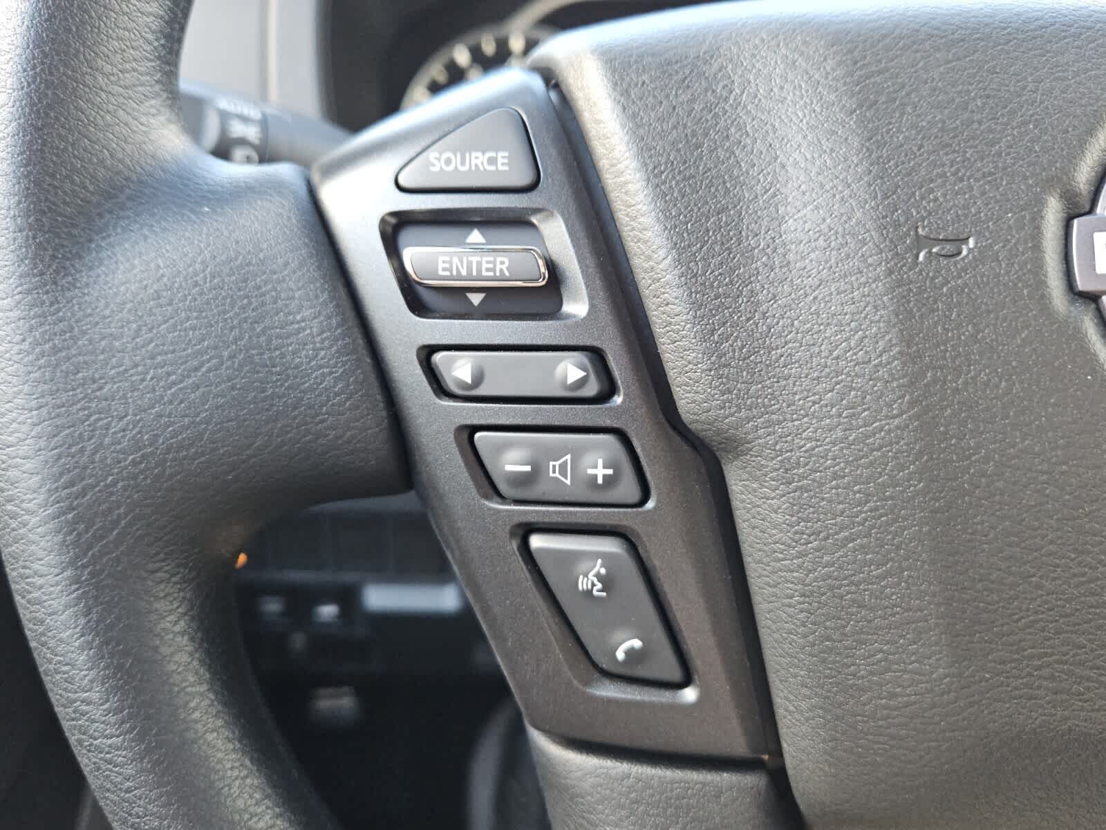 2026 Nissan Frontier S - Photo 12