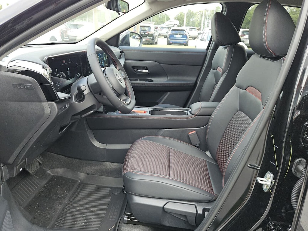 New 2027 Nissan Kicks SR Crossover