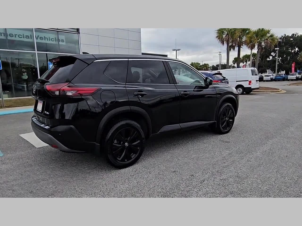 2023 Nissan Rogue SV - Photo 33