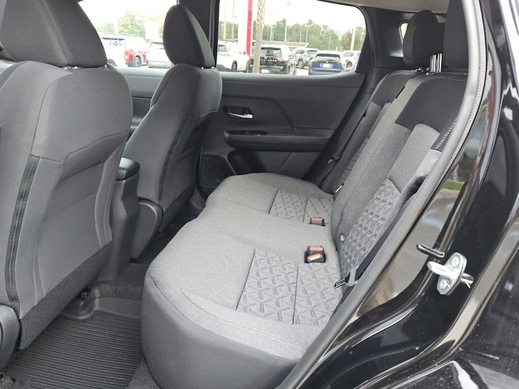 New 2027 Nissan Kicks SV Crossover