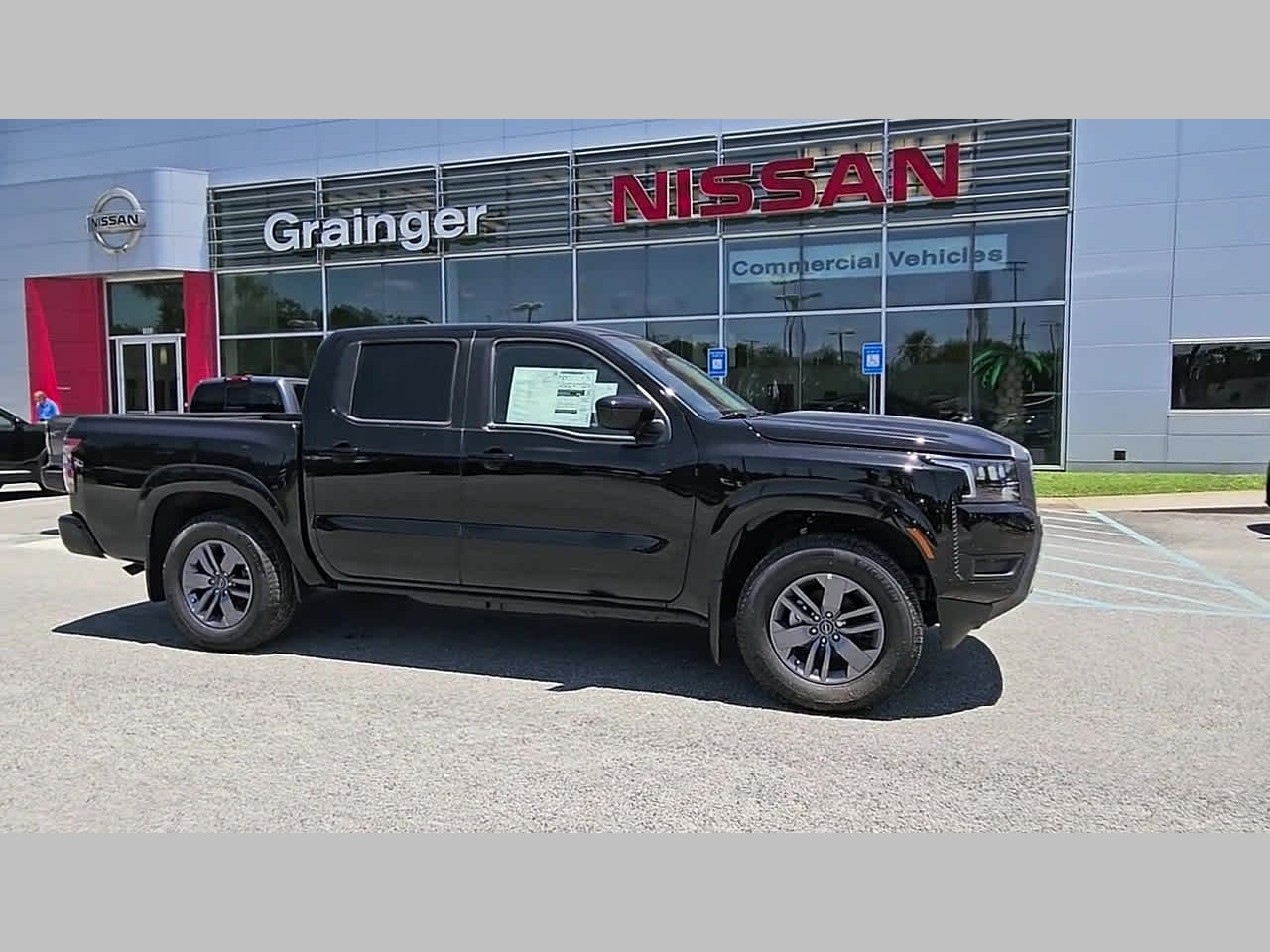 2026 Nissan Frontier SV - Photo 35