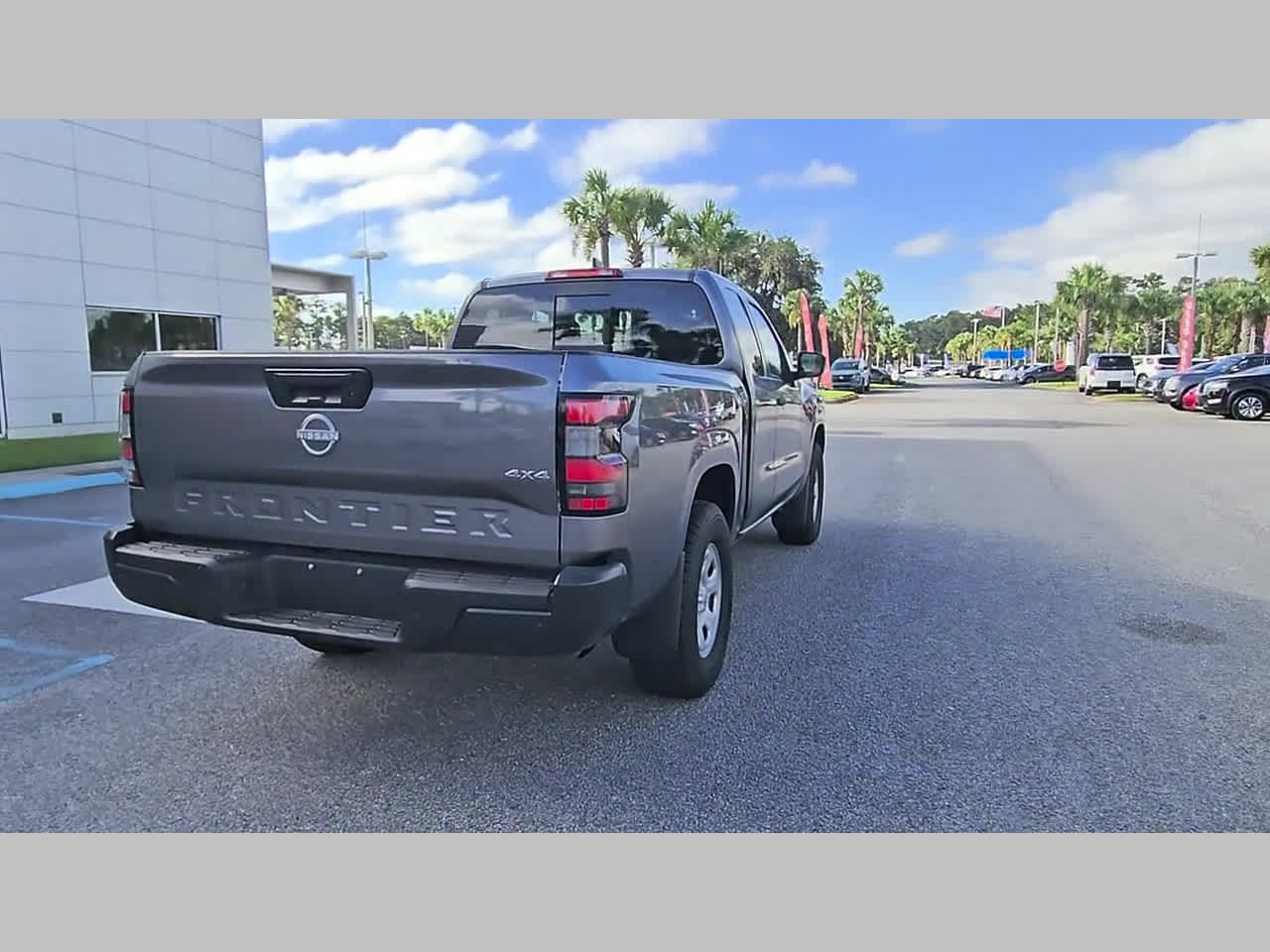2026 Nissan Frontier S - Photo 30