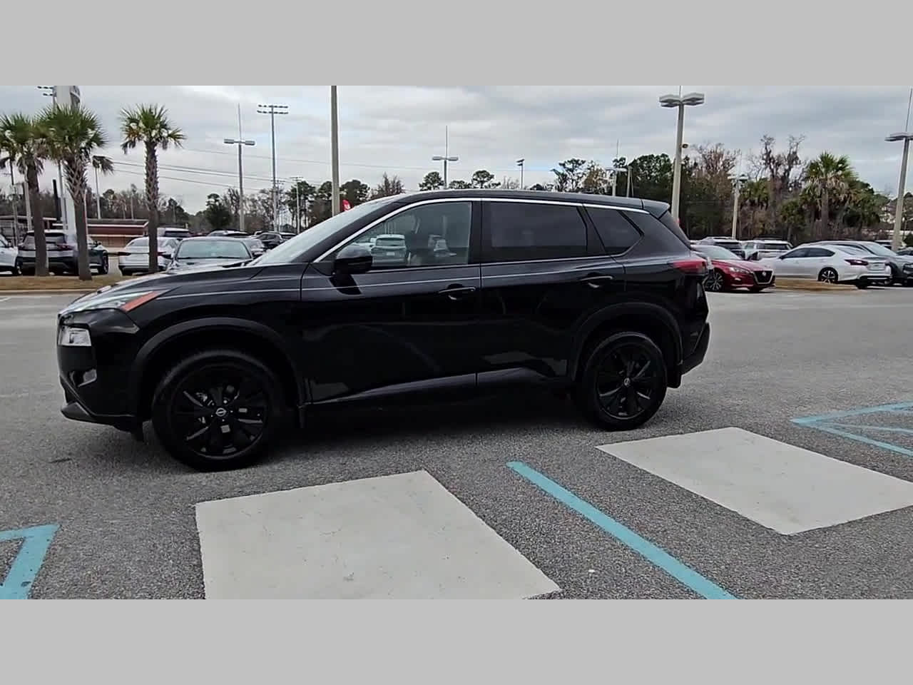 2023 Nissan Rogue SV - Photo 27