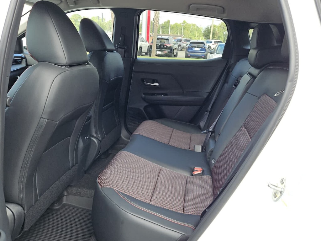 New 2027 Nissan Kicks SR Crossover