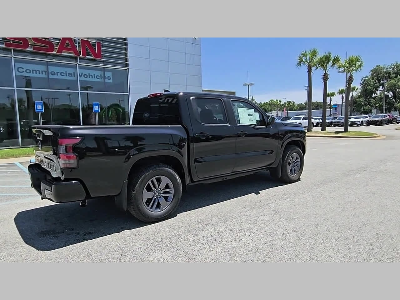 2026 Nissan Frontier SV - Photo 32
