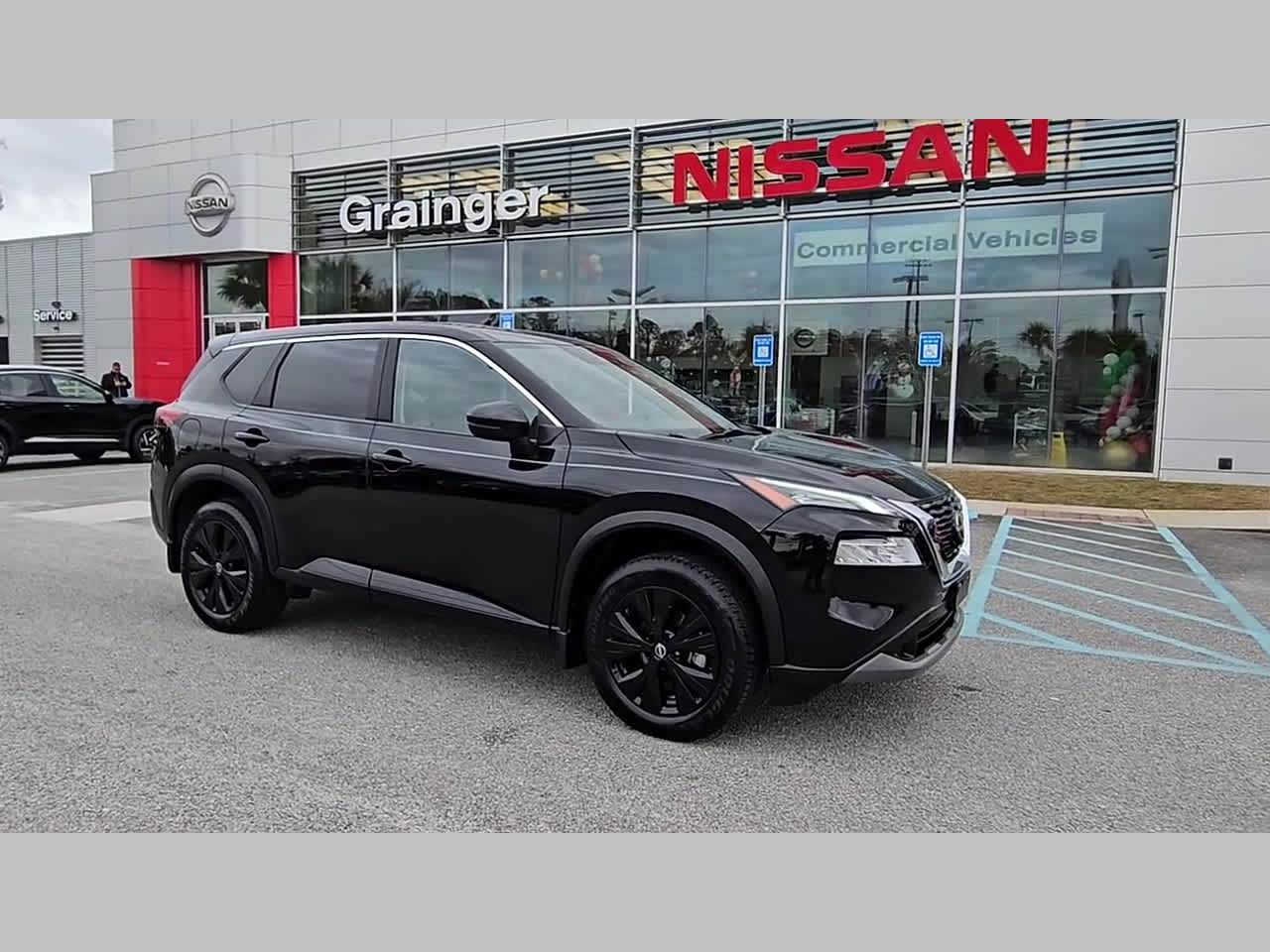 2023 Nissan Rogue SV - Photo 38