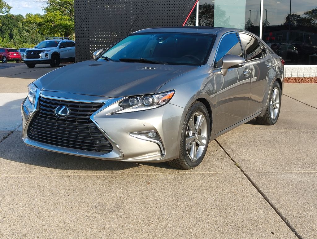 2018 Lexus ES