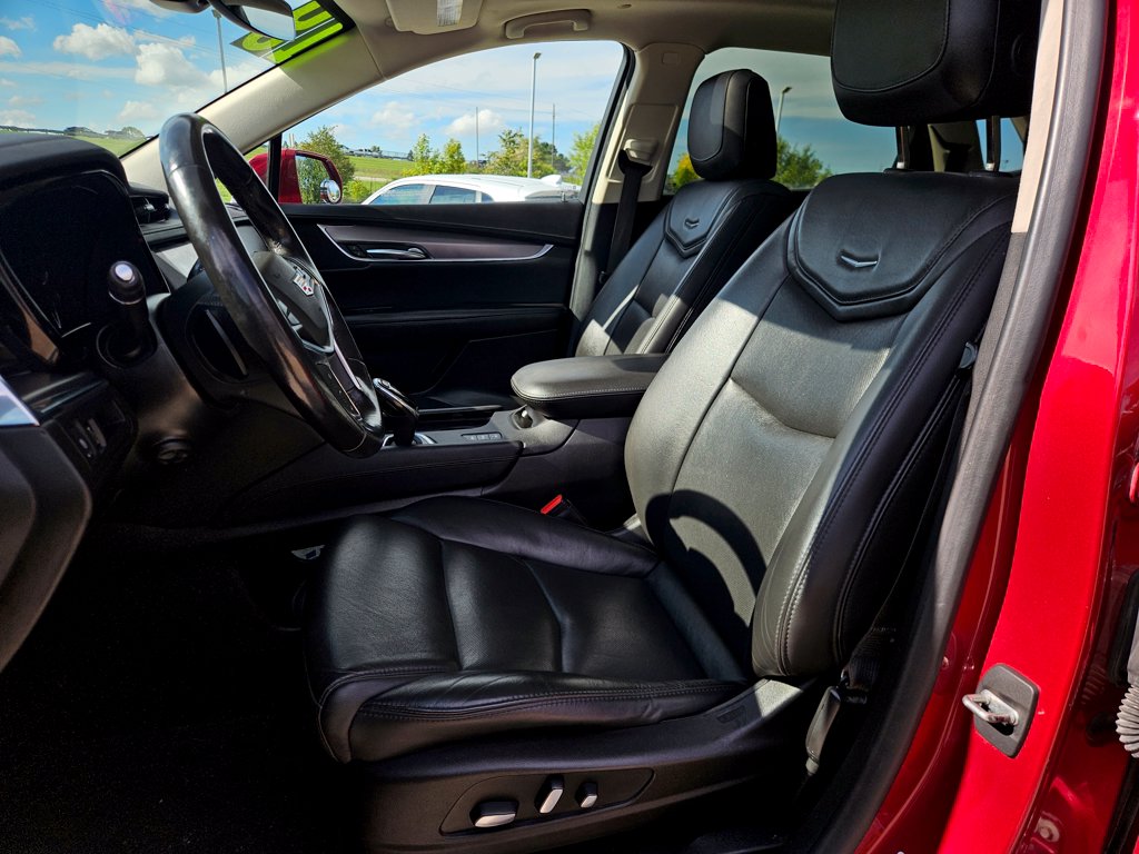 Used 2019 Cadillac XT5 Luxury SUV