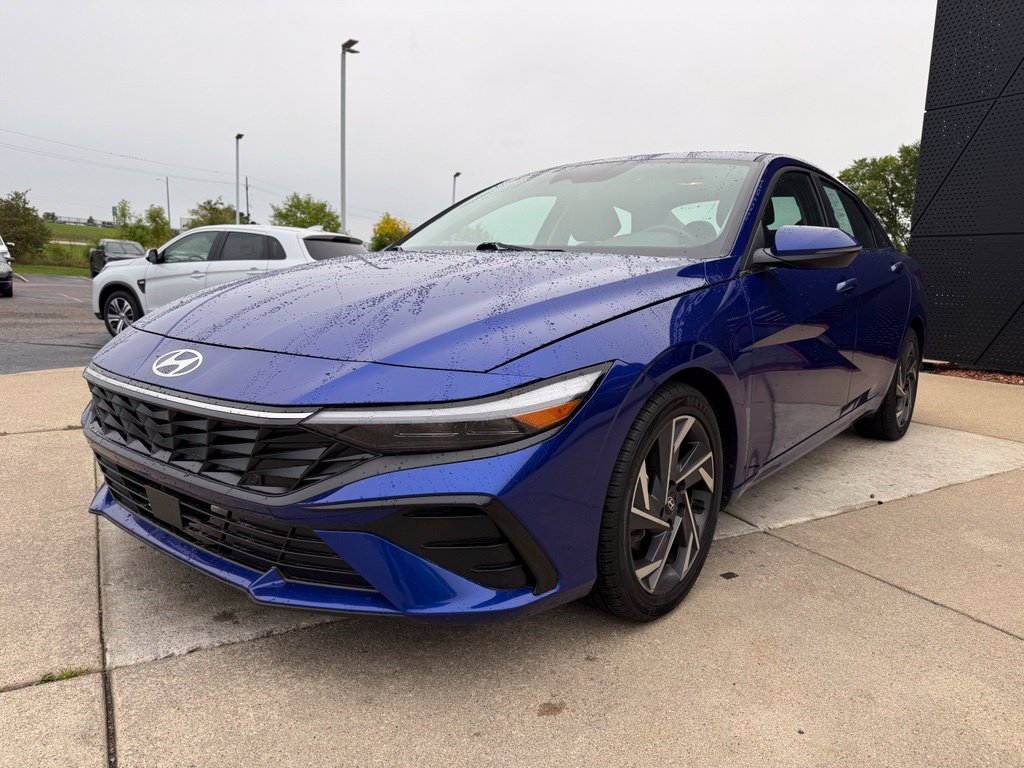 2025 Hyundai Elantra Limited
