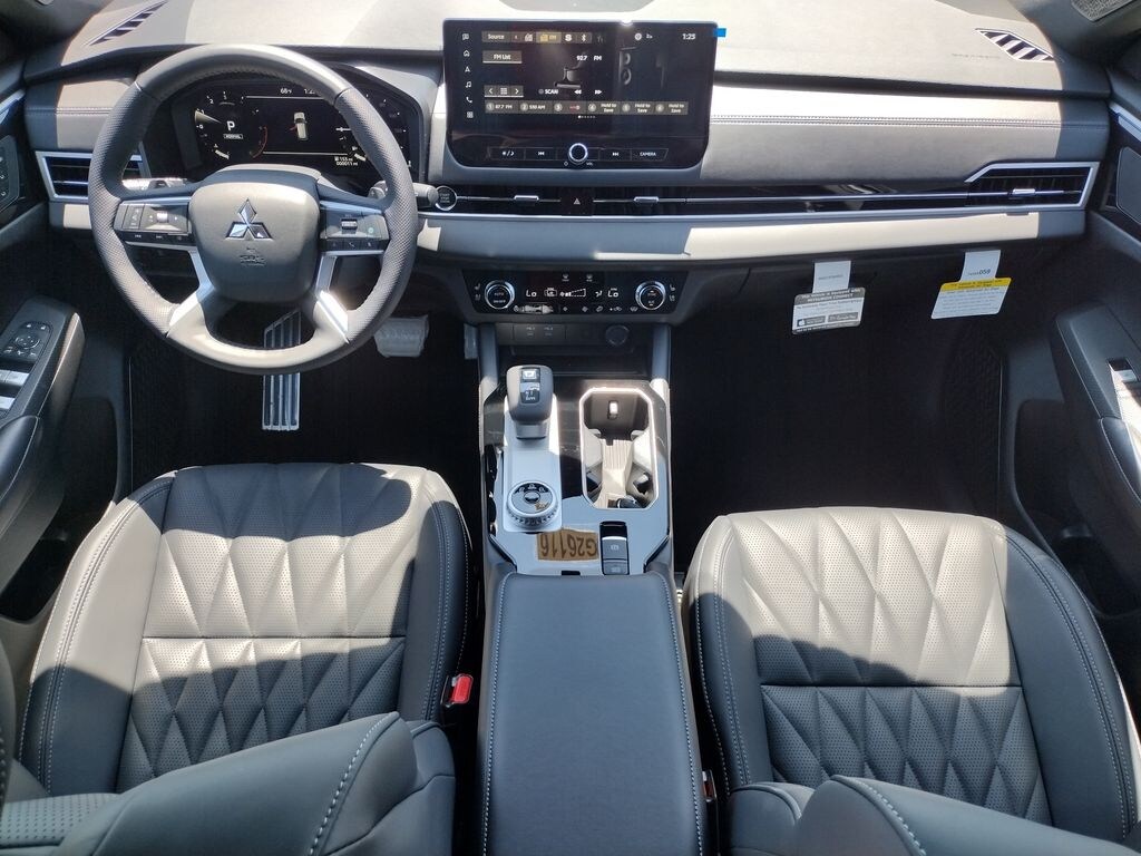 New 2026 Mitsubishi Outlander Black Edition SUV