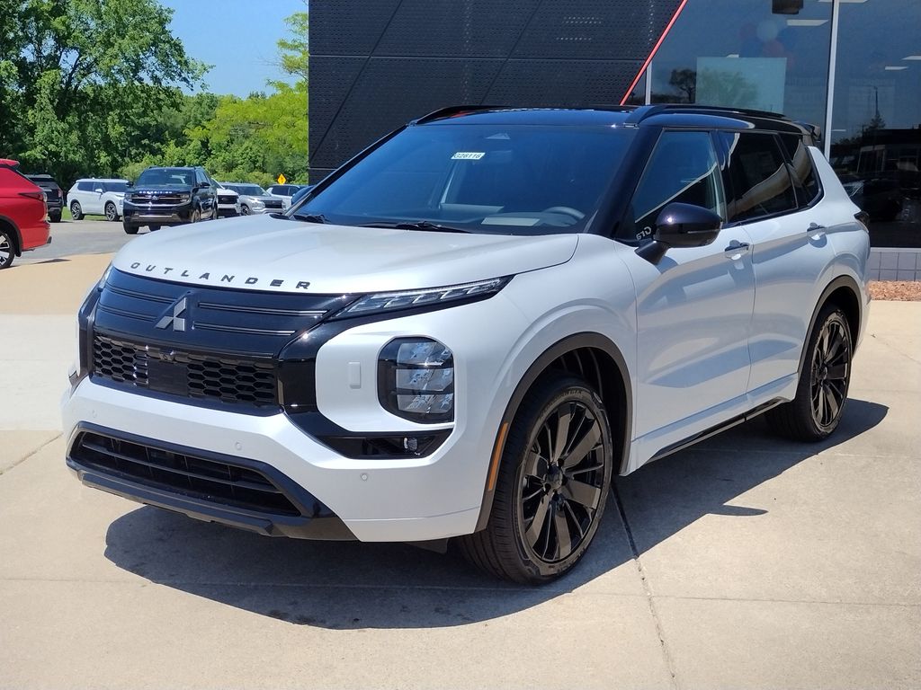 New 2026 Mitsubishi Outlander Black Edition SUV