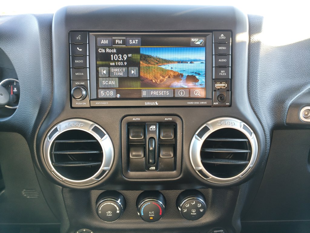Used 2016 Jeep Wrangler Unlimited Sahara SUV
