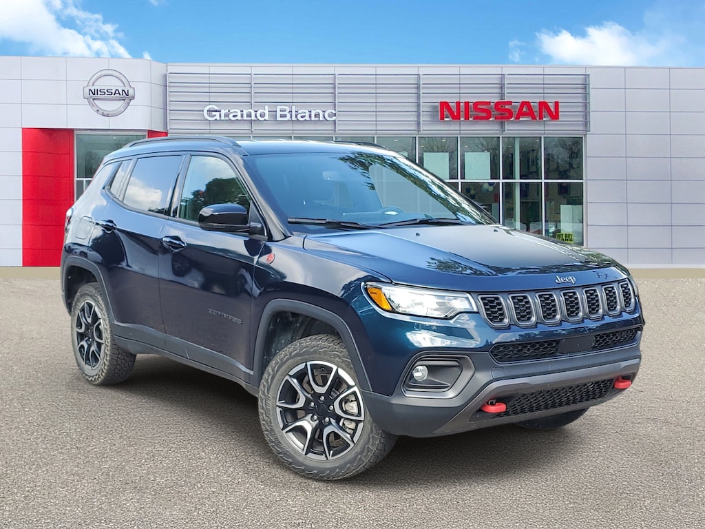 Used 2024 Jeep Compass Trailhawk SUV