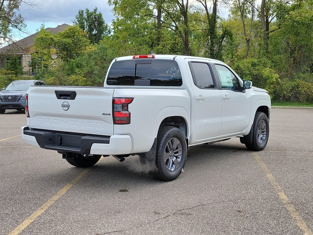 New 2026 Nissan Frontier SV Truck Crew Cab