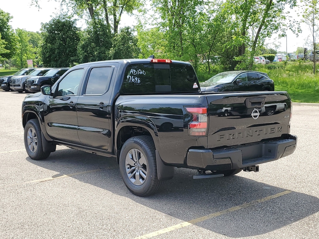 New 2026 Nissan Frontier SV Truck Crew Cab