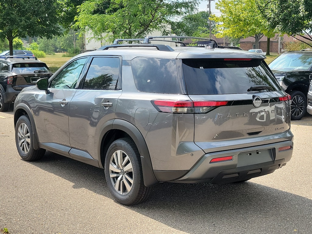 New 2026 Nissan Pathfinder SL SUV