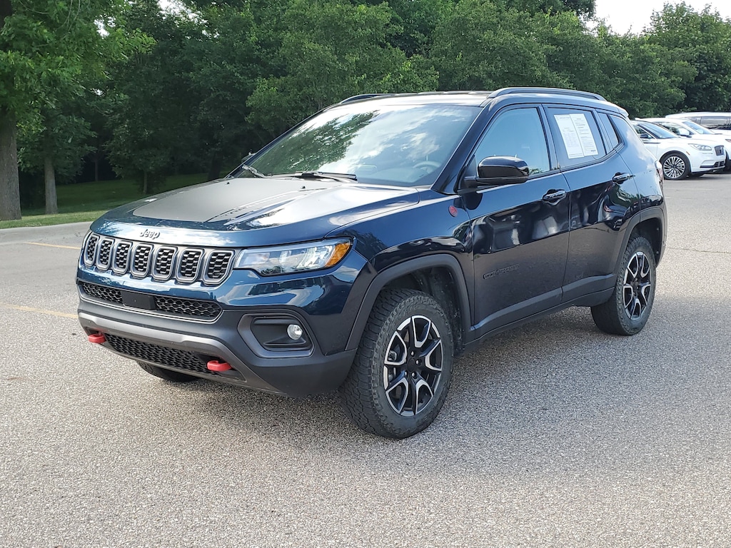 Used 2024 Jeep Compass Trailhawk SUV