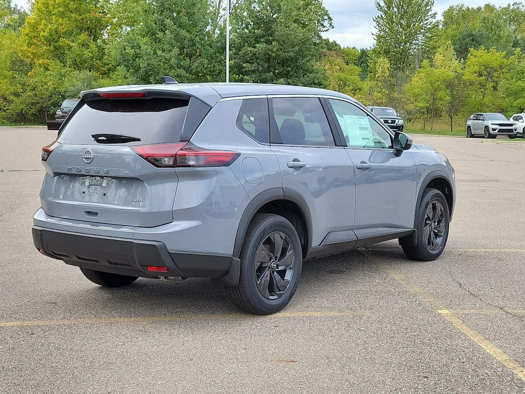 New 2026 Nissan Rogue SV SUV