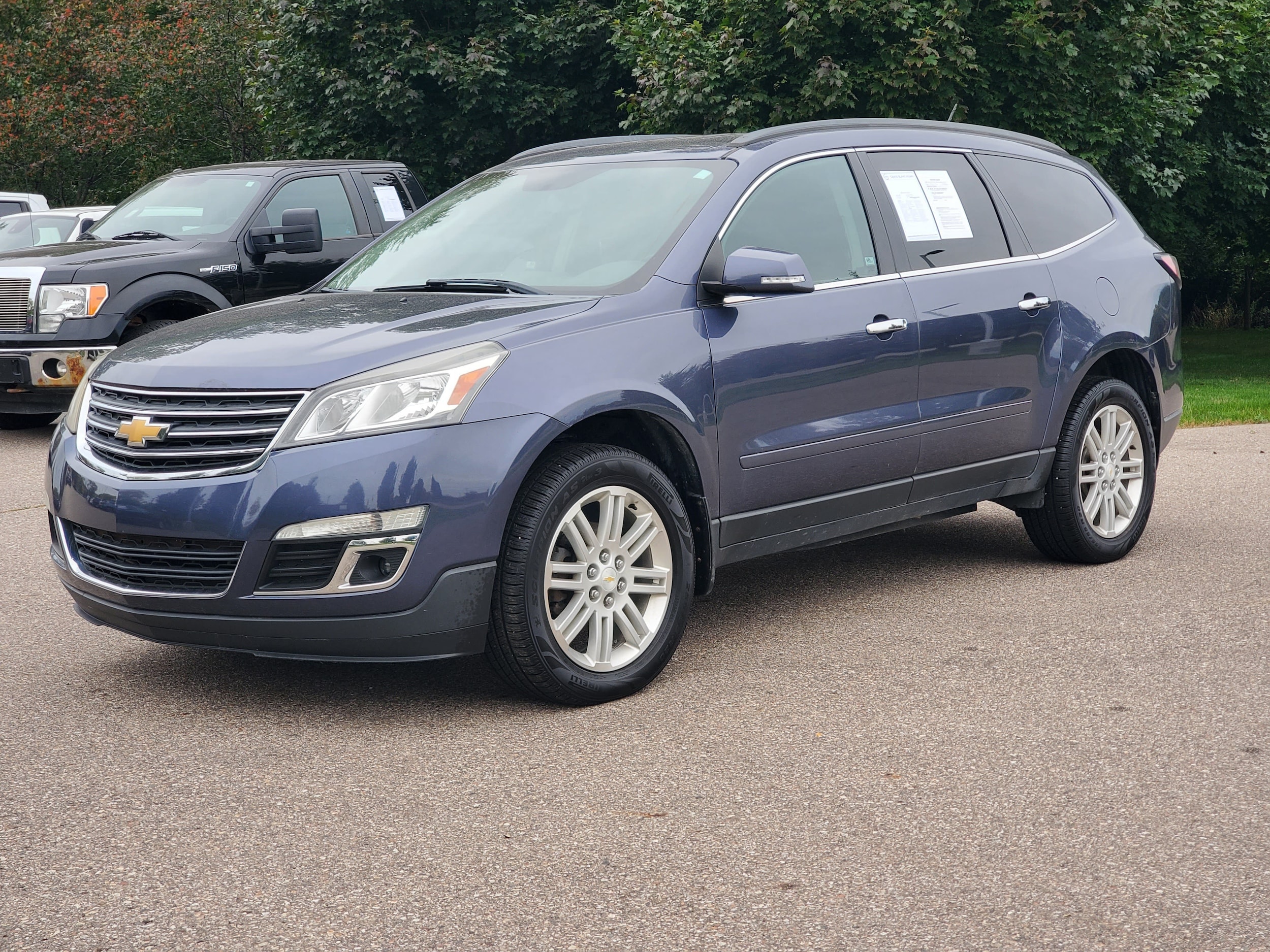 Used 2014 Chevrolet Traverse 1LT with VIN 1GNKRGKD9EJ244729 for sale in Grand Blanc, MI