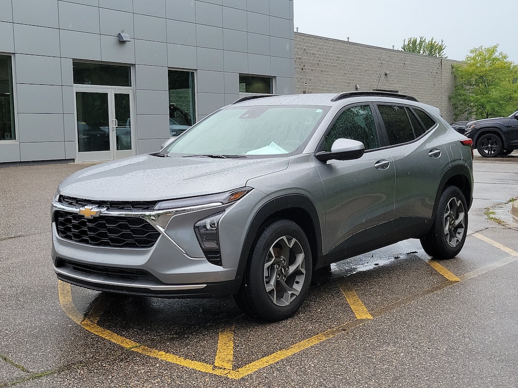 Used 2026 Chevrolet Trax LT SUV