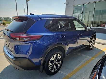 Featured used cars, trucks, and SUVs 2021 Nissan Rogue SV SUV for sale near you in Grand Forks, ND