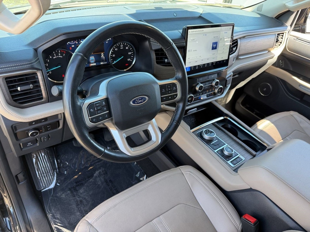 Used 2024 Ford Expedition Limited SUV