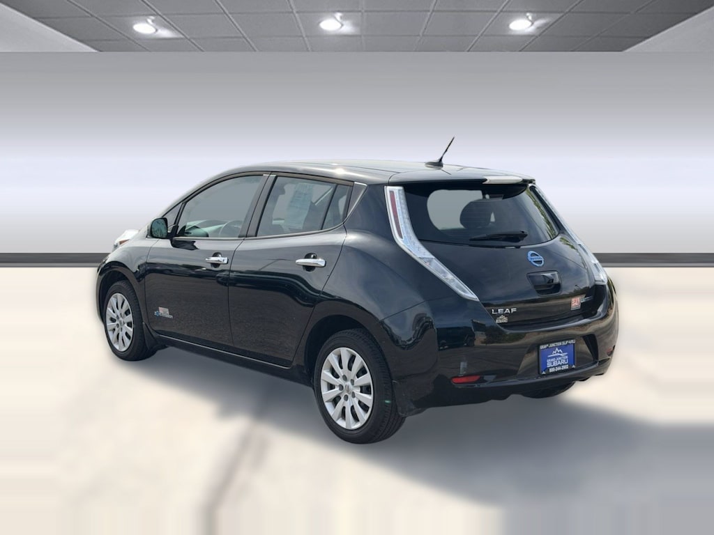 Used 2017 Nissan LEAF S Hatchback