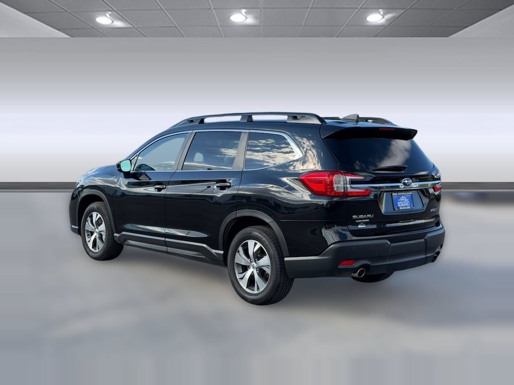 Used 2025 Subaru Ascent Premium 7-Passenger SUV
