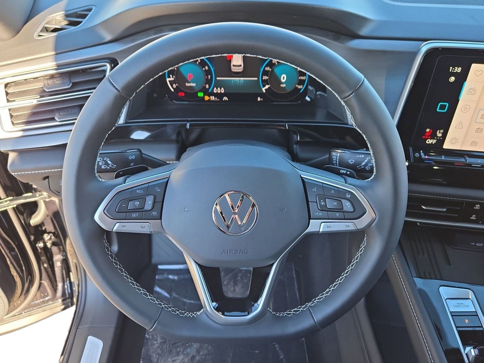 2026 Volkswagen Atlas Cross Sport SE w/Tech - Photo 13