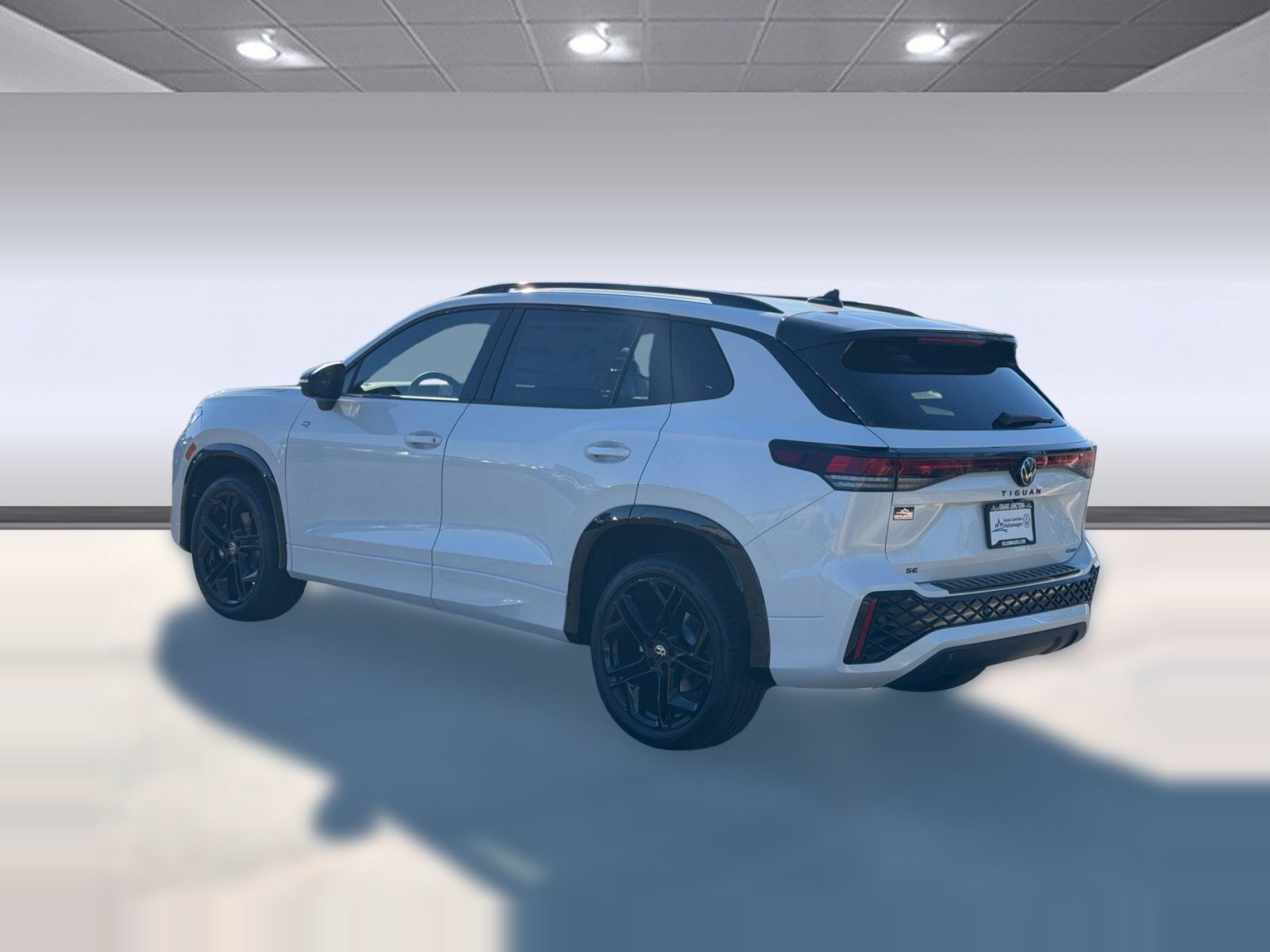New 2026 Volkswagen Tiguan SE R-Line Black SUV