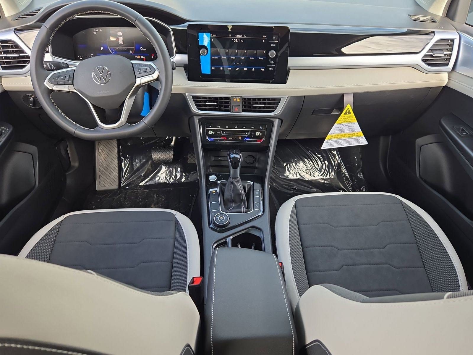 2026 Volkswagen Taos SE - Photo 13