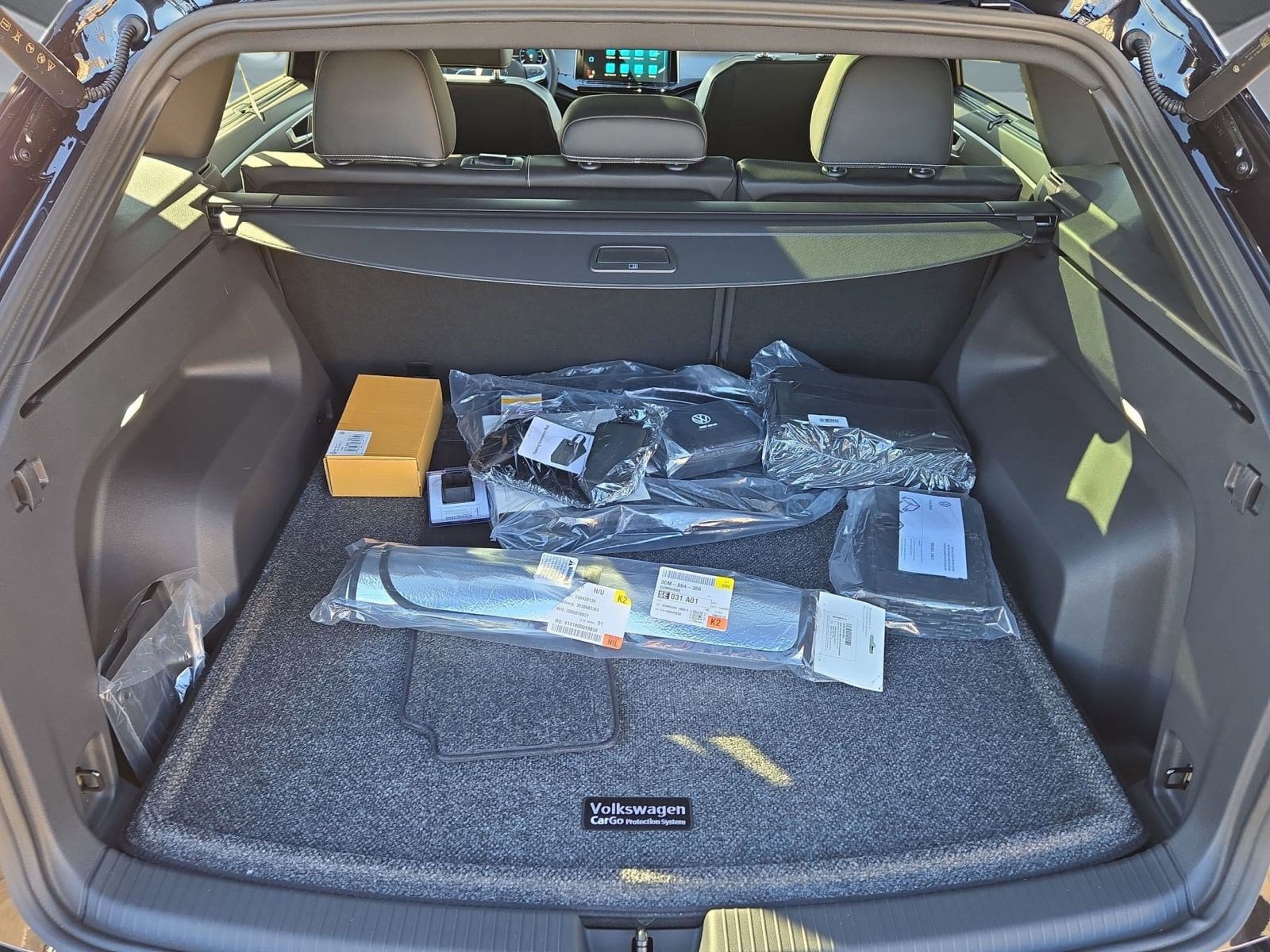 2026 Volkswagen Atlas Cross Sport SE w/Tech - Photo 25