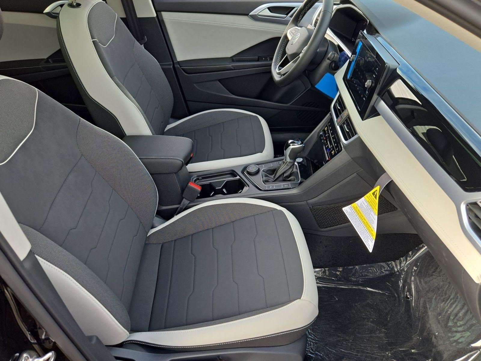 2026 Volkswagen Taos SE - Photo 25