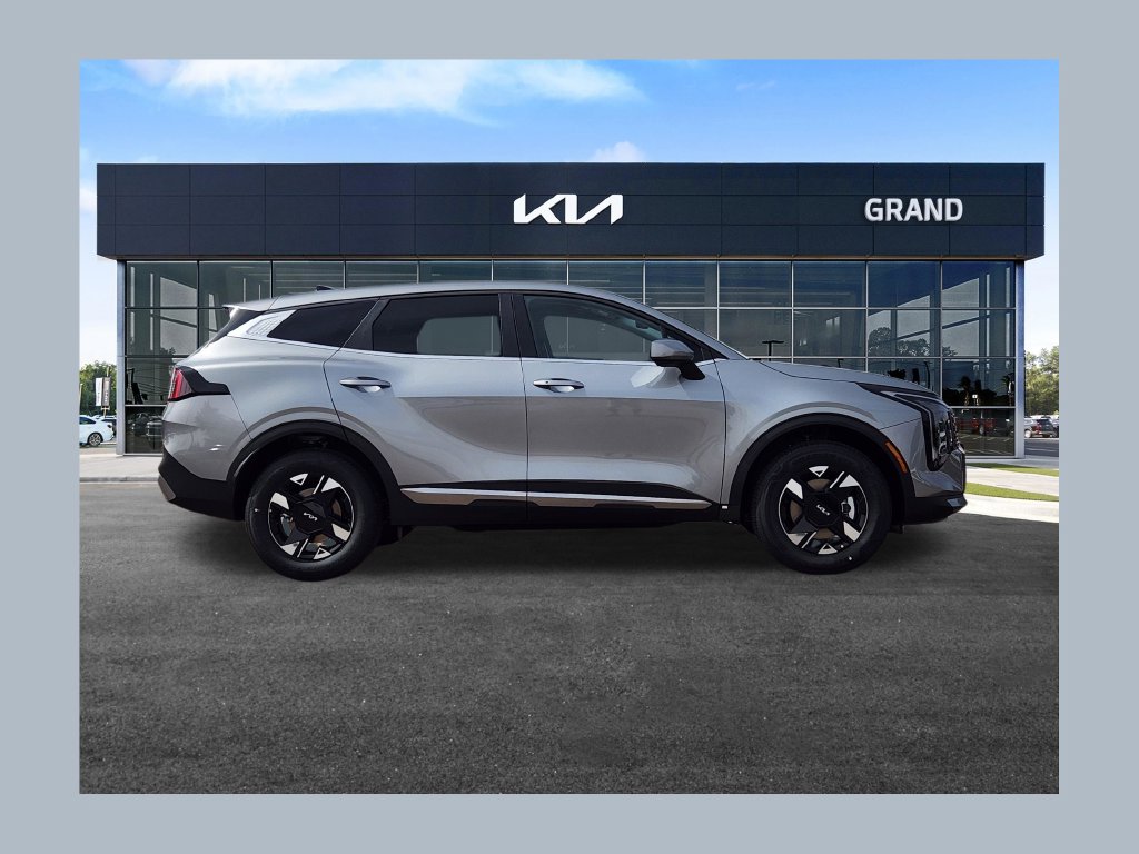 New 2026 Kia Sportage LX SUV