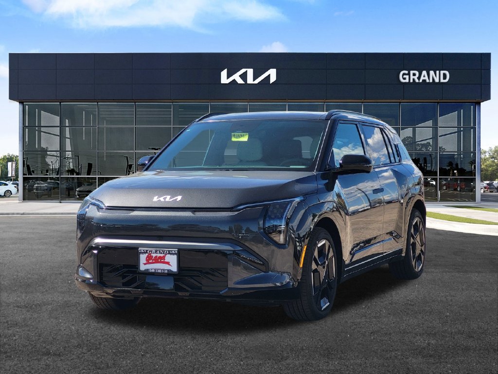 New 2027 Kia EV3 GT-Line SUV