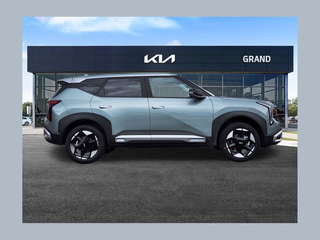 New 2027 Kia Seltos S SUV