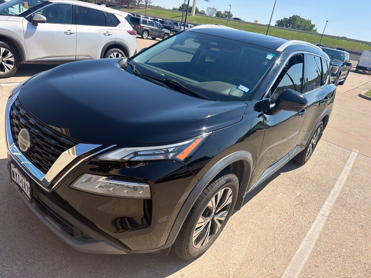  Nissan Rogue