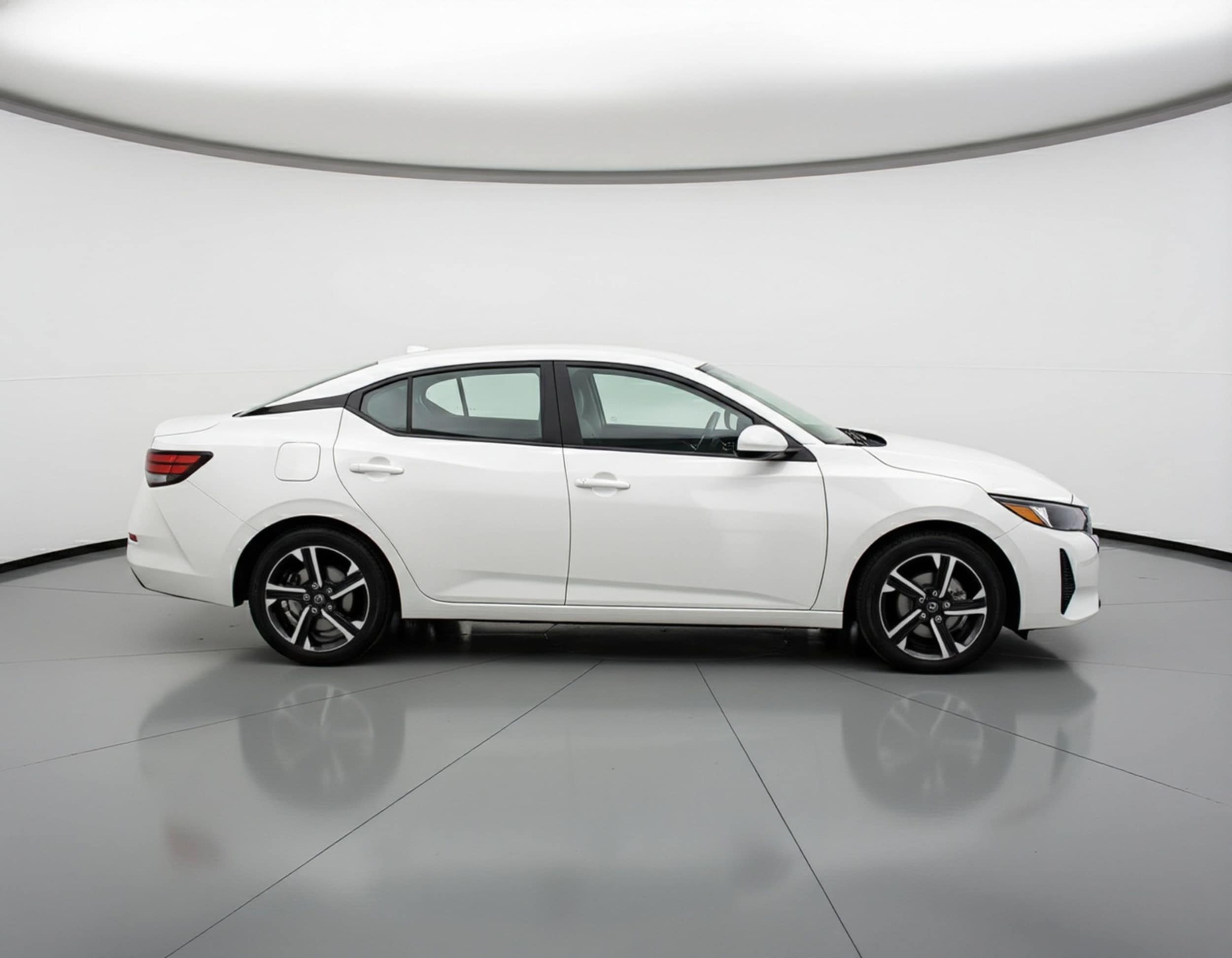 Thumbnail: 2025 Nissan Sentra - 10