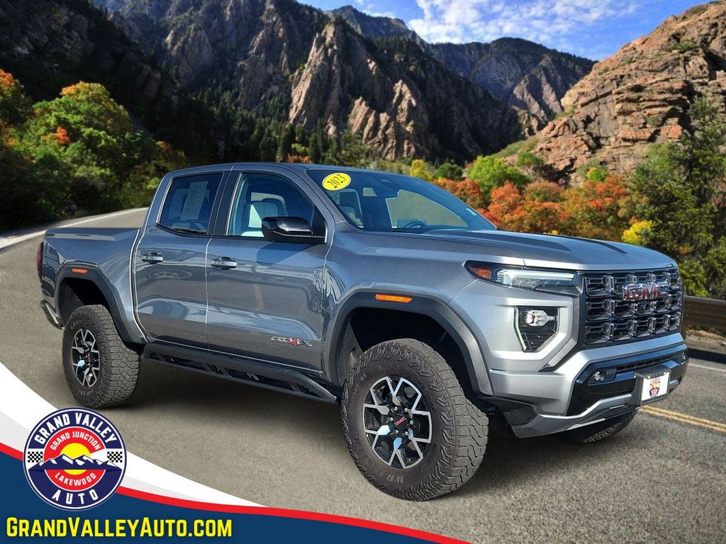 2023 GMC Canyon