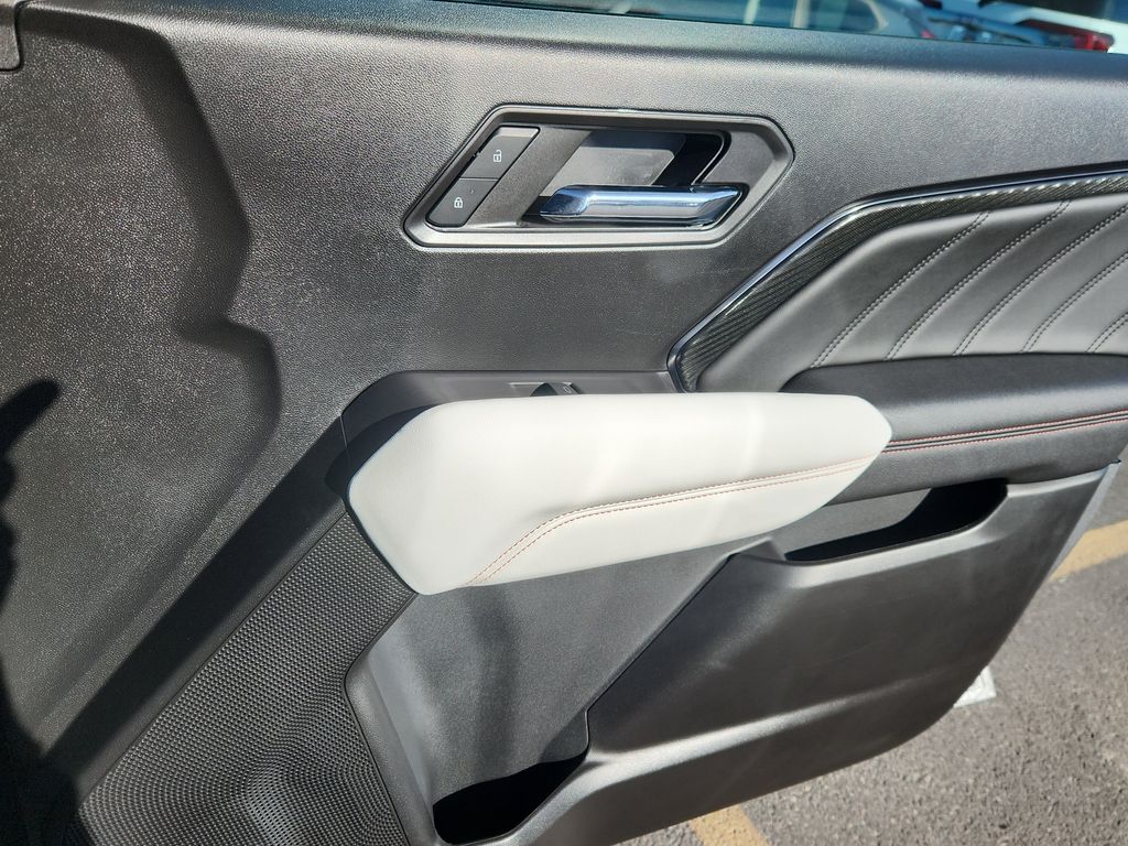2023 GMC Canyon AT4X - Photo 15