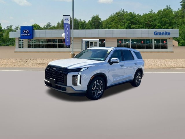 2025 Hyundai Palisade Limited - Photo 2