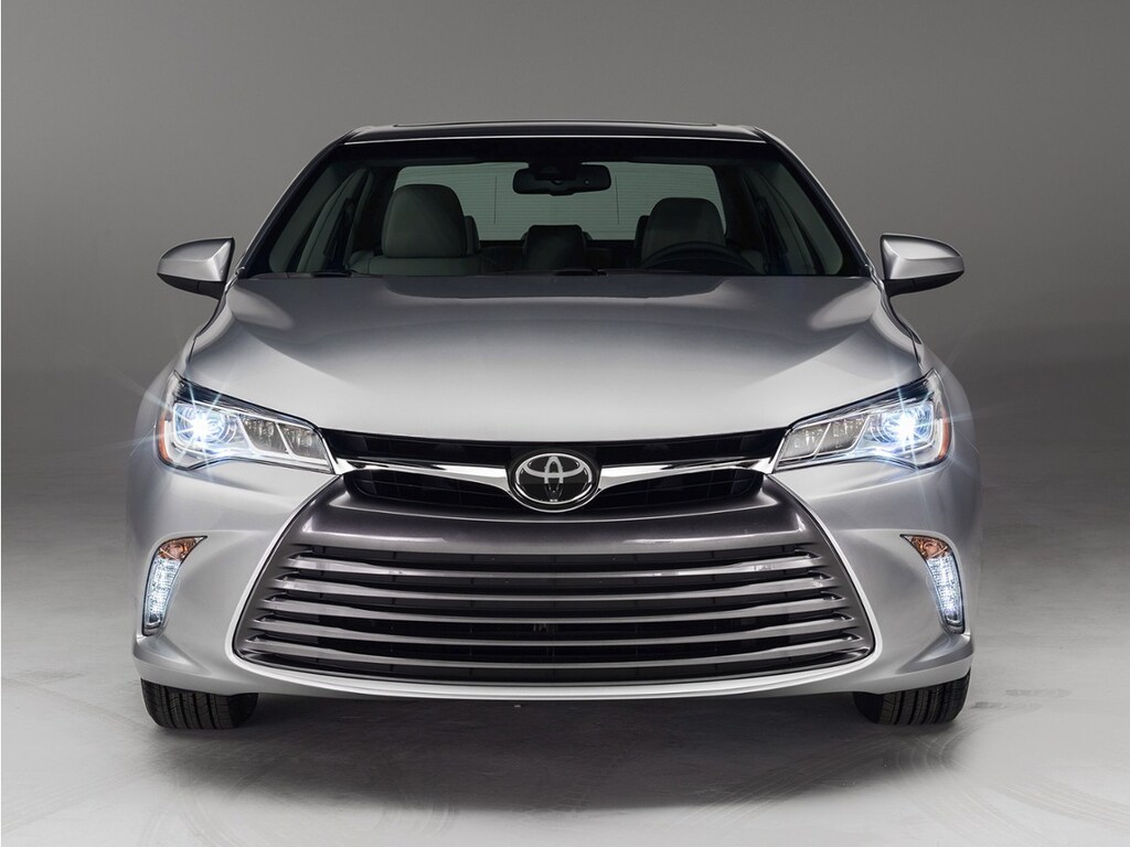 Used 2015 Toyota Camry LE Sedan