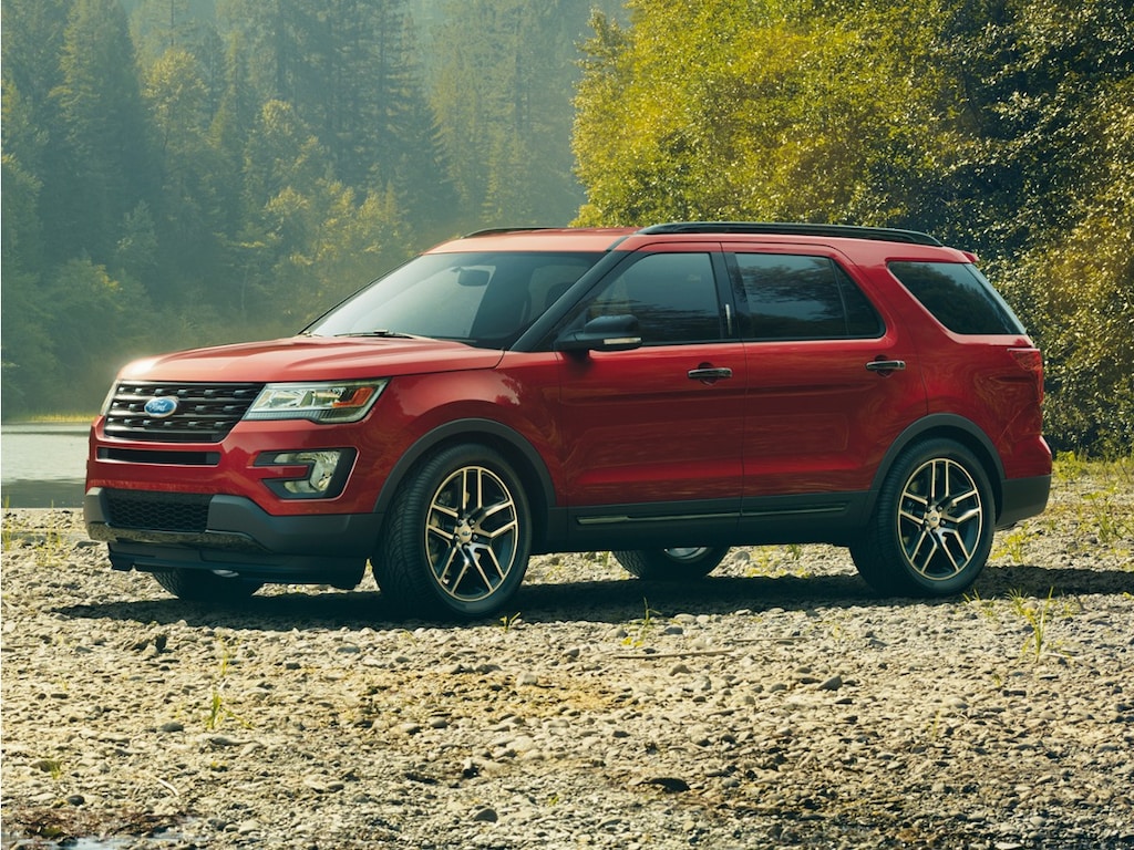 Used 2017 Ford Explorer Platinum SUV