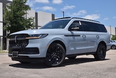 2026 Lincoln Navigator Reserve SUV