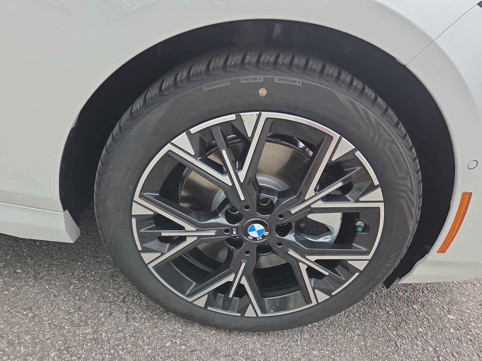 Service Loaners & Demo Cars | Knoxville | Grayson BMW