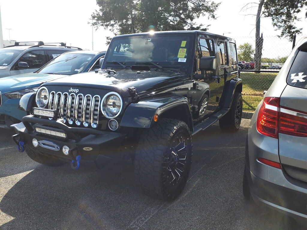 Used 2015 Jeep Wrangler Unlimited Sahara SUV