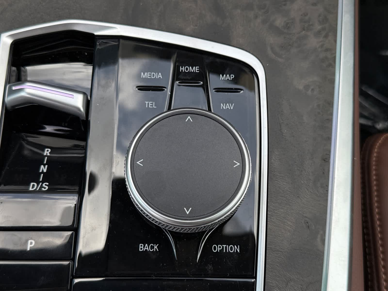 2026 BMW X5 50e - Photo 24